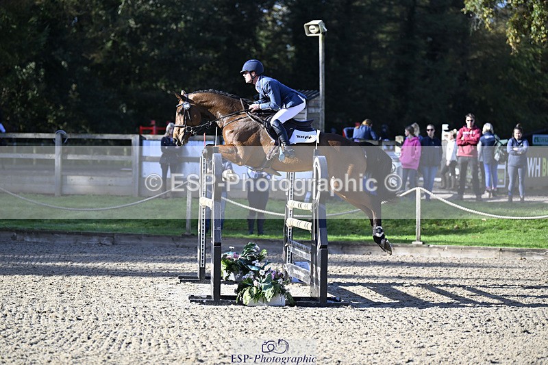 241026-113318-12457 - 013-Cameron.Beer-GREENLANES.LE.BAMBALOU