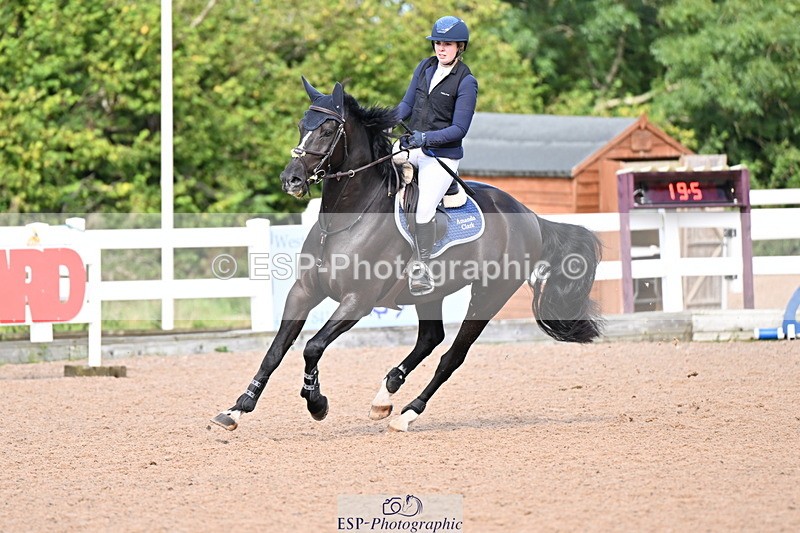 240912A-112723-01188 - Cls 9 Snr Discovery and 1m Open