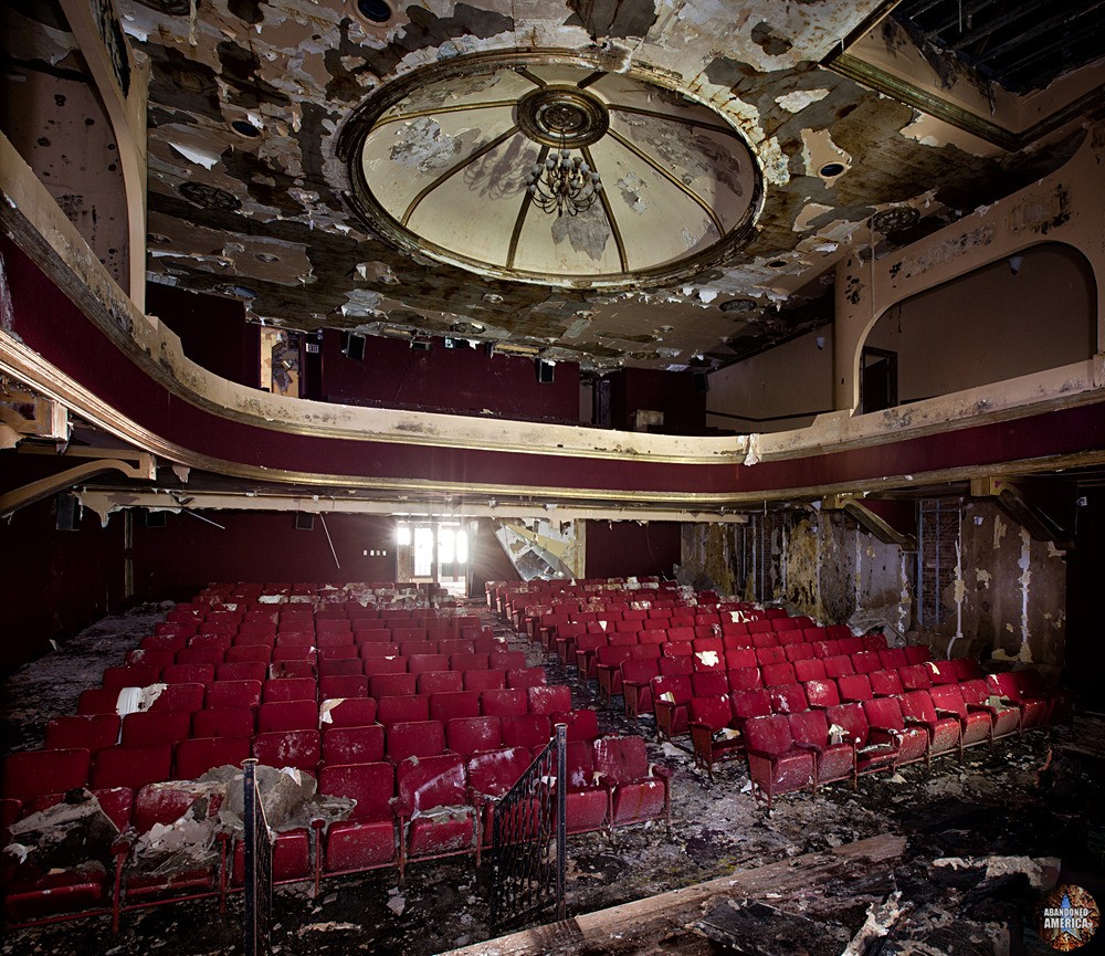  - The Garman Theater and Hotel Do De