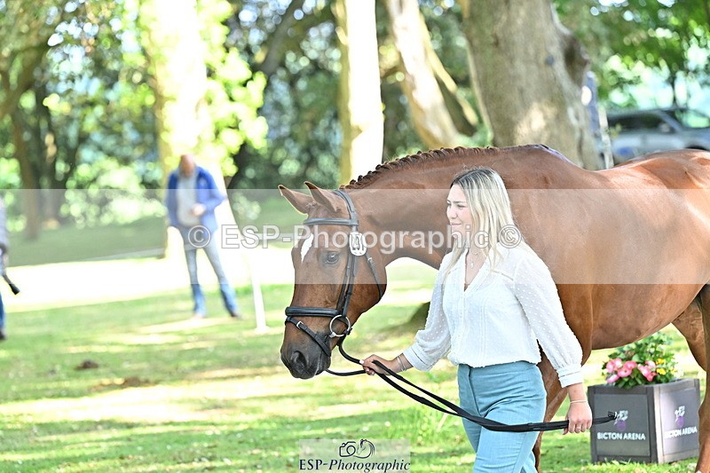 250521A-163255-01210 - C-231-Alannah.Dunstan-JUMPING.STAR.J.W.B