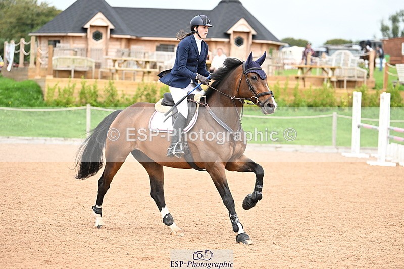 240908A-133247-04009 - Cls 15 U21 Intro 90cm-1.00m  Team Comp