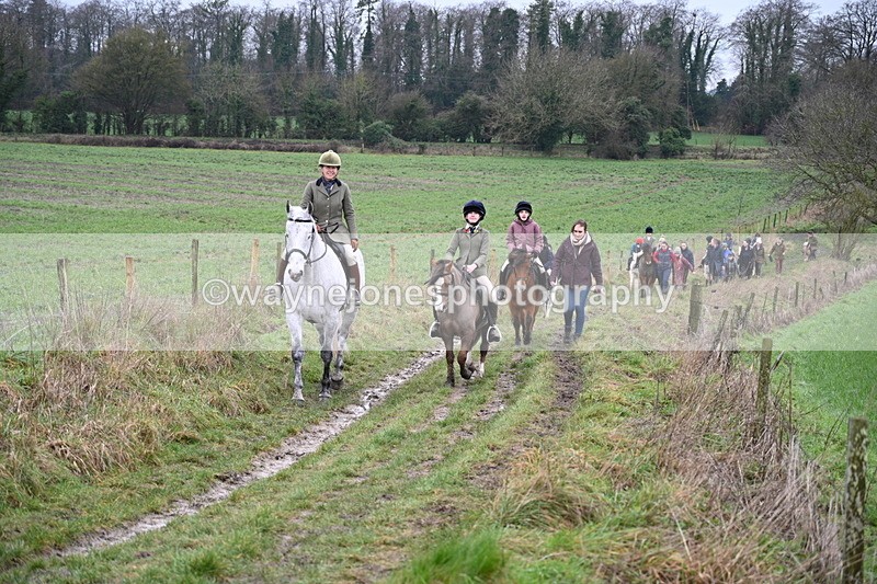 WJ7_9451 - Walk out..