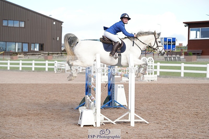 251025-141810-00619 - Cls 13 Pony Foxhunter and 1.10m