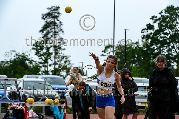 ComMast25-920826 - Field Female Set Two