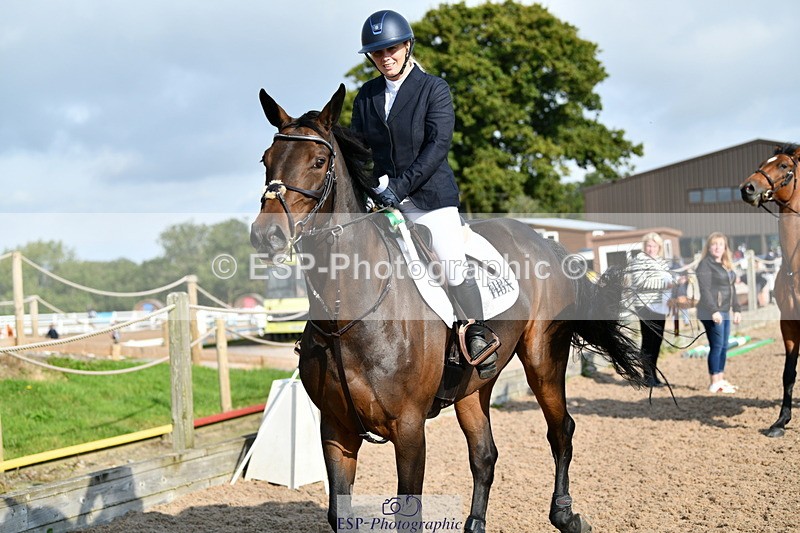 240915A-100356-08921 - Cls 25 Snr 1.20m Open