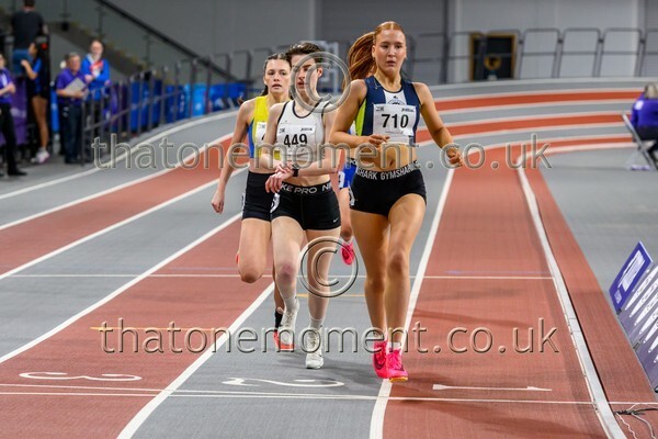 Age26SAT-915154 - Track Female Set One