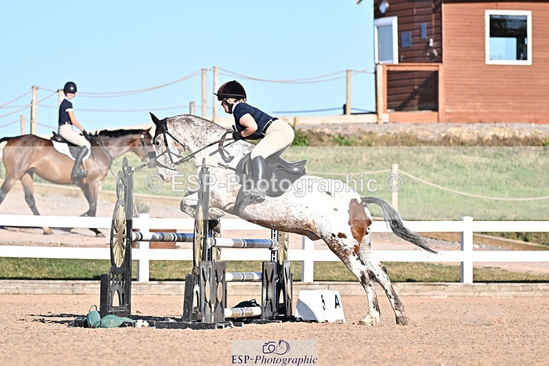 250708A-185511-00672 - 100cm Classes