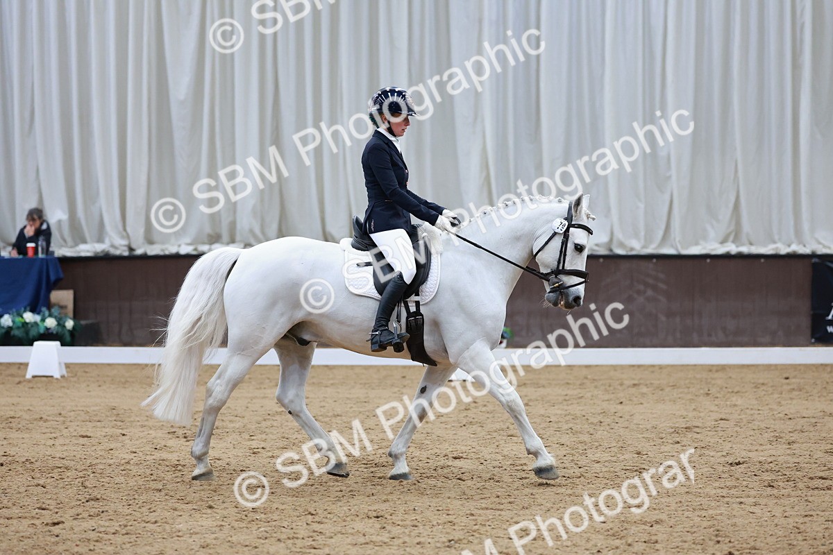 SBM_008928 - Class 6b - Novice 6 - 11.02-12.19