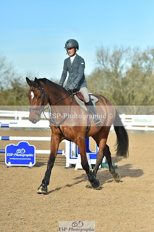 231111A-112332-01642 - Cls 11 Snr 1.05m Open