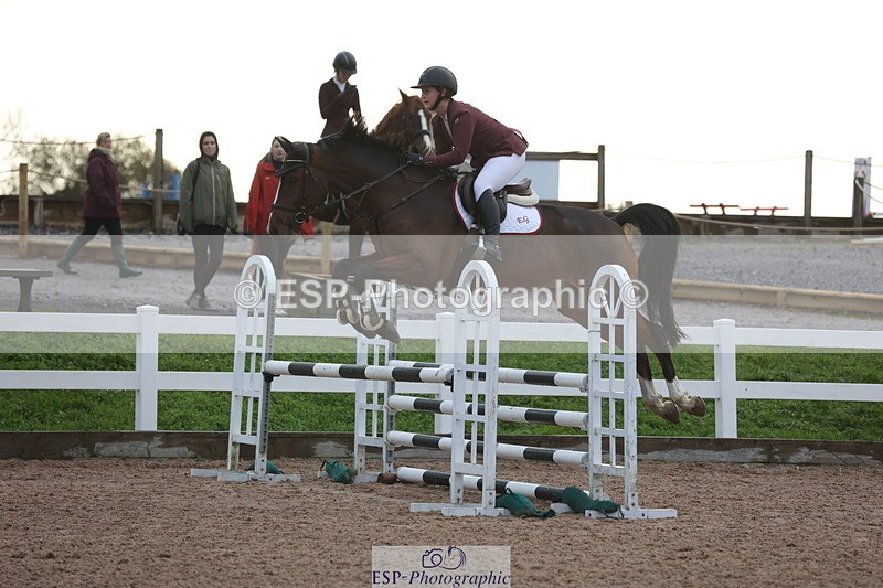 231112A-083852-02775 - Cls 16 Snr 90cm Open