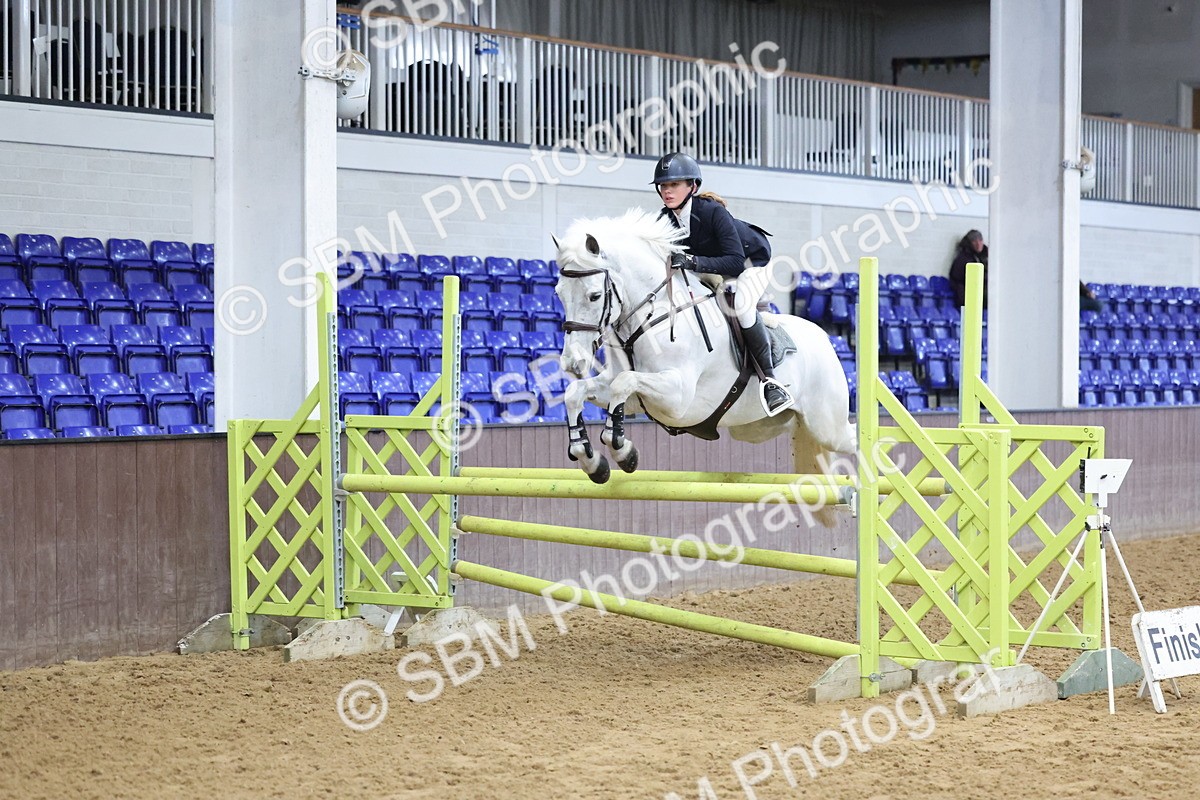 SBM_002134 - Class 4 - Blue Chip Pony Newcomers - 1.00m