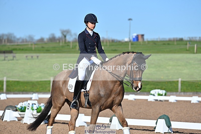 250405-153730-11798 - Cls 28 Young Riders Team