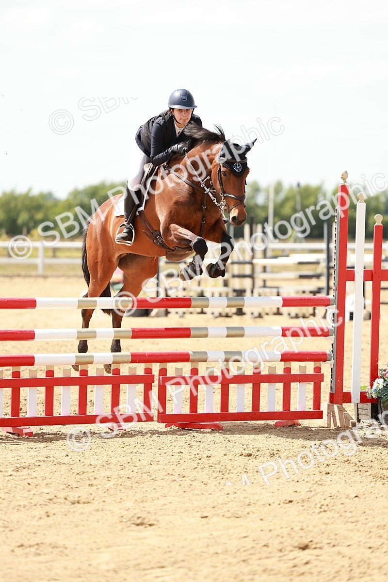 SBM_007712 - Class 3 - Senior Newcomers - 1.10m Open