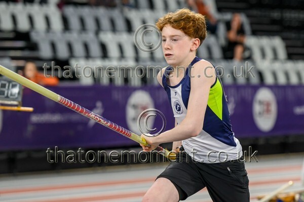 AgeInd25SAT-918094 - Field Male