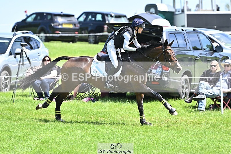 240525-132221-14400 - 116-KEEP_HAPPY-Anna_Price