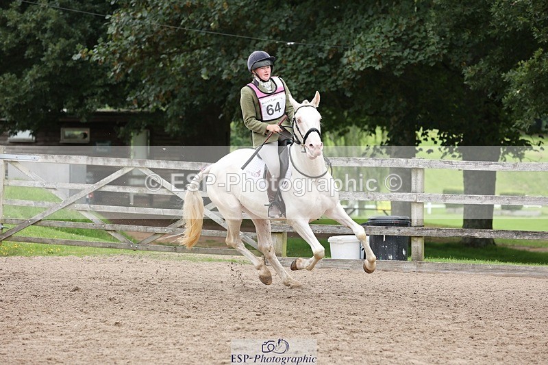 240803-104732-01991 - 064-Tabitha_Bluck-PENDANN_REEF