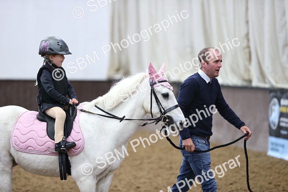 SBM_000016 - Class 1 - Fox Farriers 30cm
