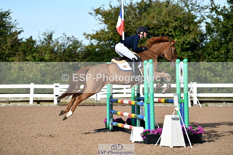 240913A-091432-02877 - Cls 20 Snr British Novice and 90cm Open