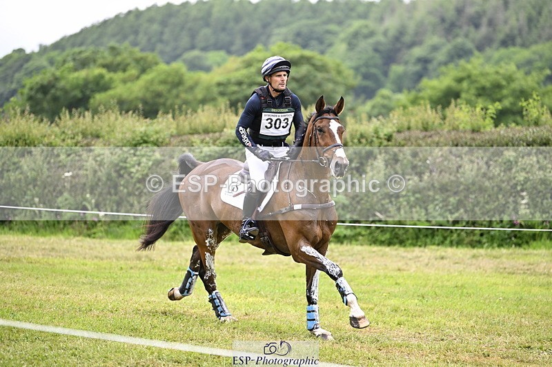 250524A-111050-09103 - B-303-Alexander.Bragg-SHANNONDALE.ALDO