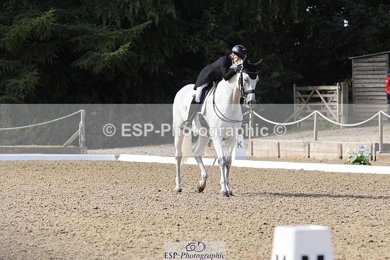 250809A-100509-02286 - 039-Jane.GilbyHugo.Holunder