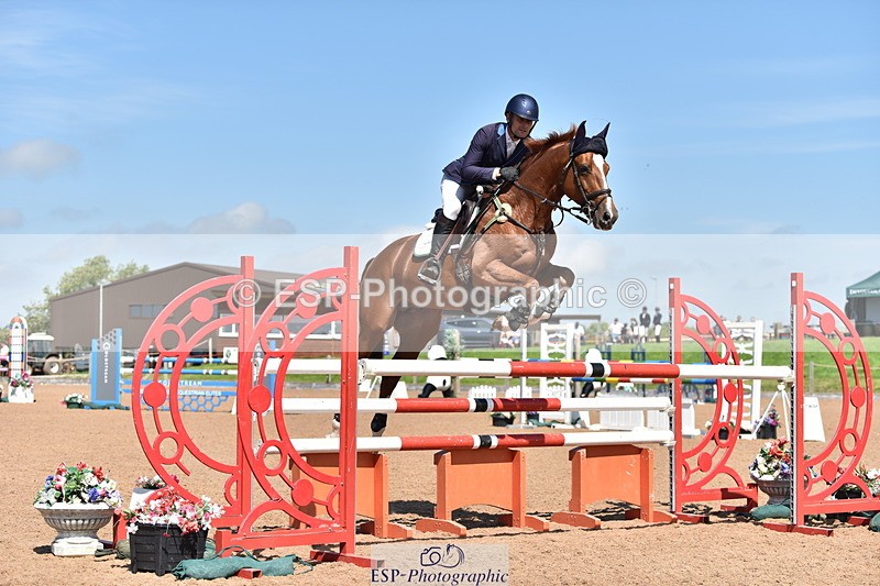 230810A-114646-00944 - Cls 9 Foxhunter