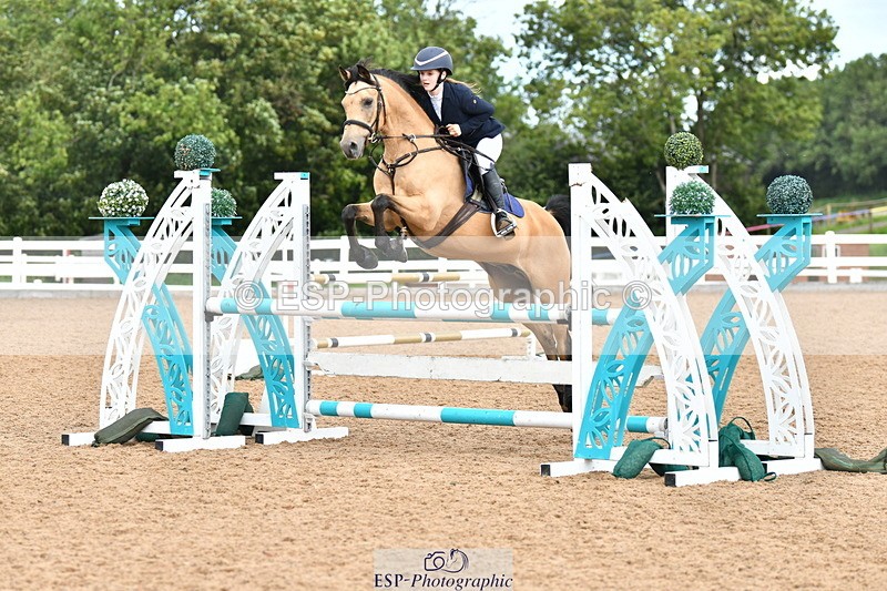 230819A-121237-00475 - Cls 25 Pony Newcomers & 1m Open