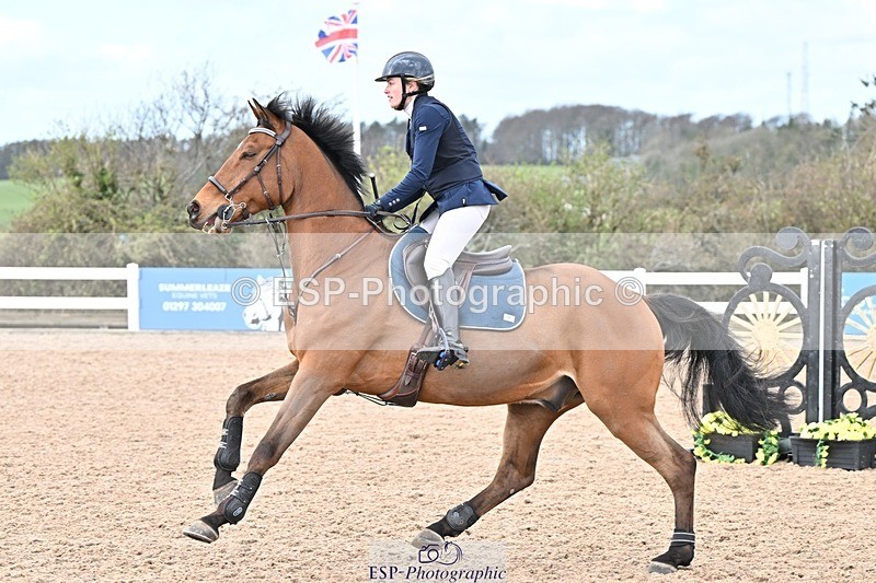 250328-105526-01349 - Cls 8 British Novice and 90cm