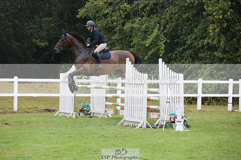 250830A-134529-06782 - Cls 16 Snr Newcomers and 1.10m Open