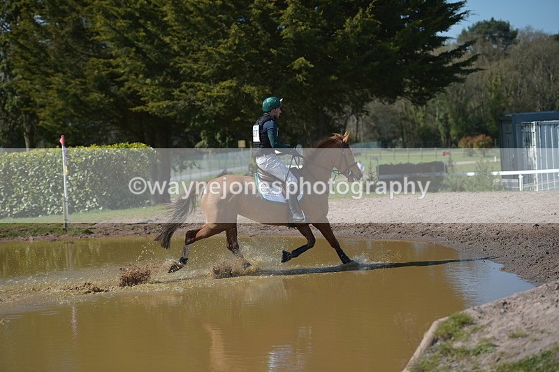 NGP_8385 - XC Time 13:35 to 13:40