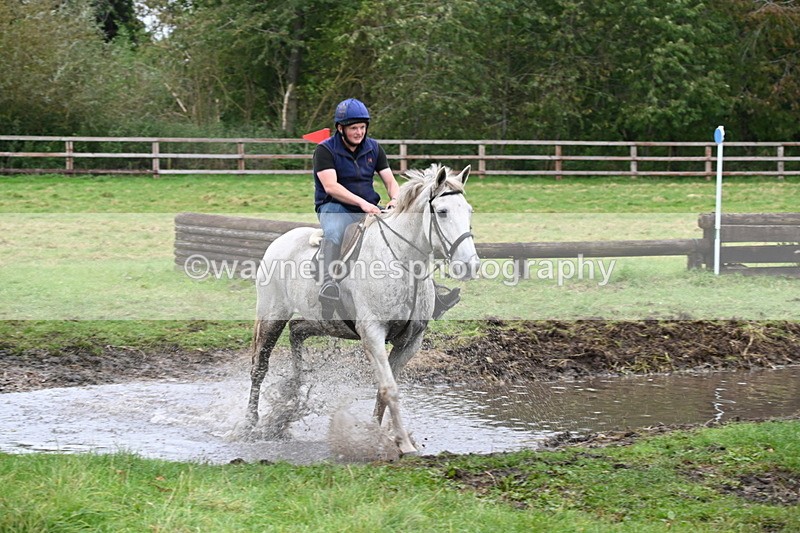 WJ6_7181 - Time at Photographer 13:06 to 13:23