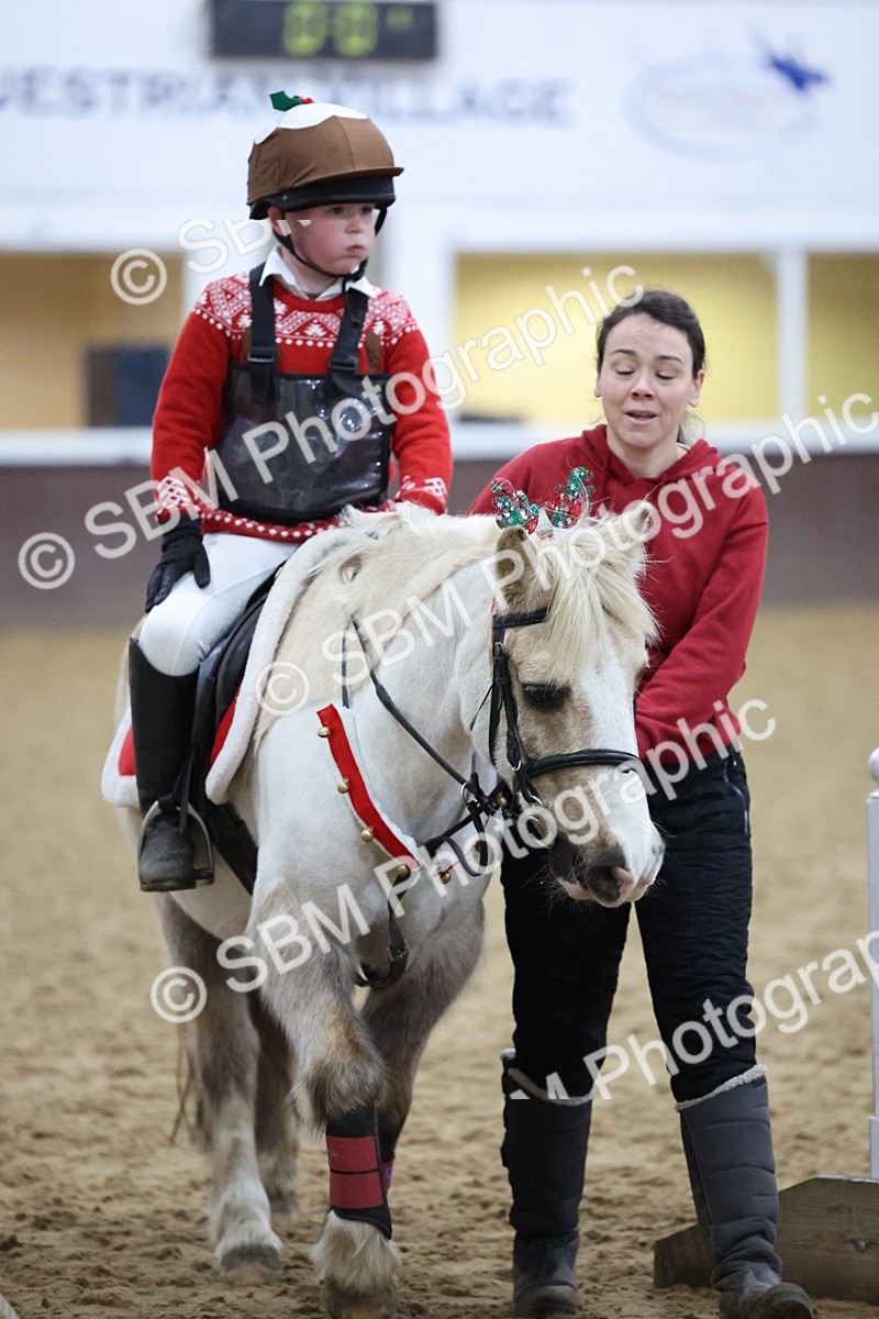 SBM_000033 - Class 1 - Santas Helpers - 40cm