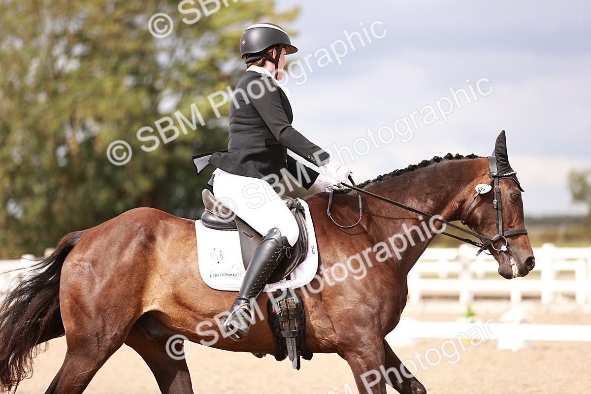 SBM_06277 - Class 37 - Novice 5