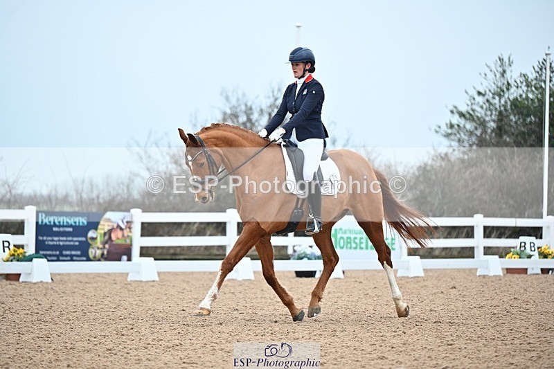 250214-094114-00646 - 161-Maddy.Frewin-Zevrado.Bliss