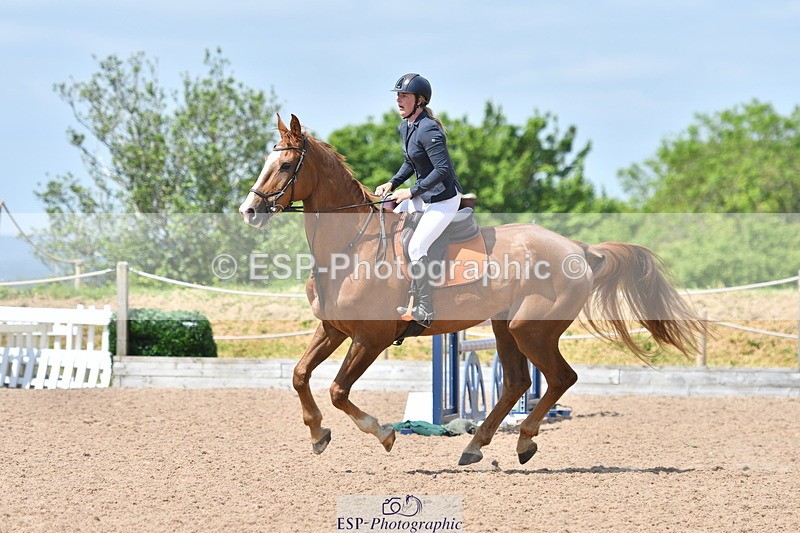 240609A-111753-04489 - Cls 17 Snr 1.05m Open