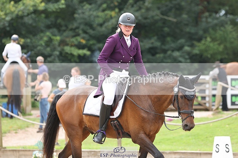 240810-135903-03410 - 153-Nicola.Kayes-BOSS.X