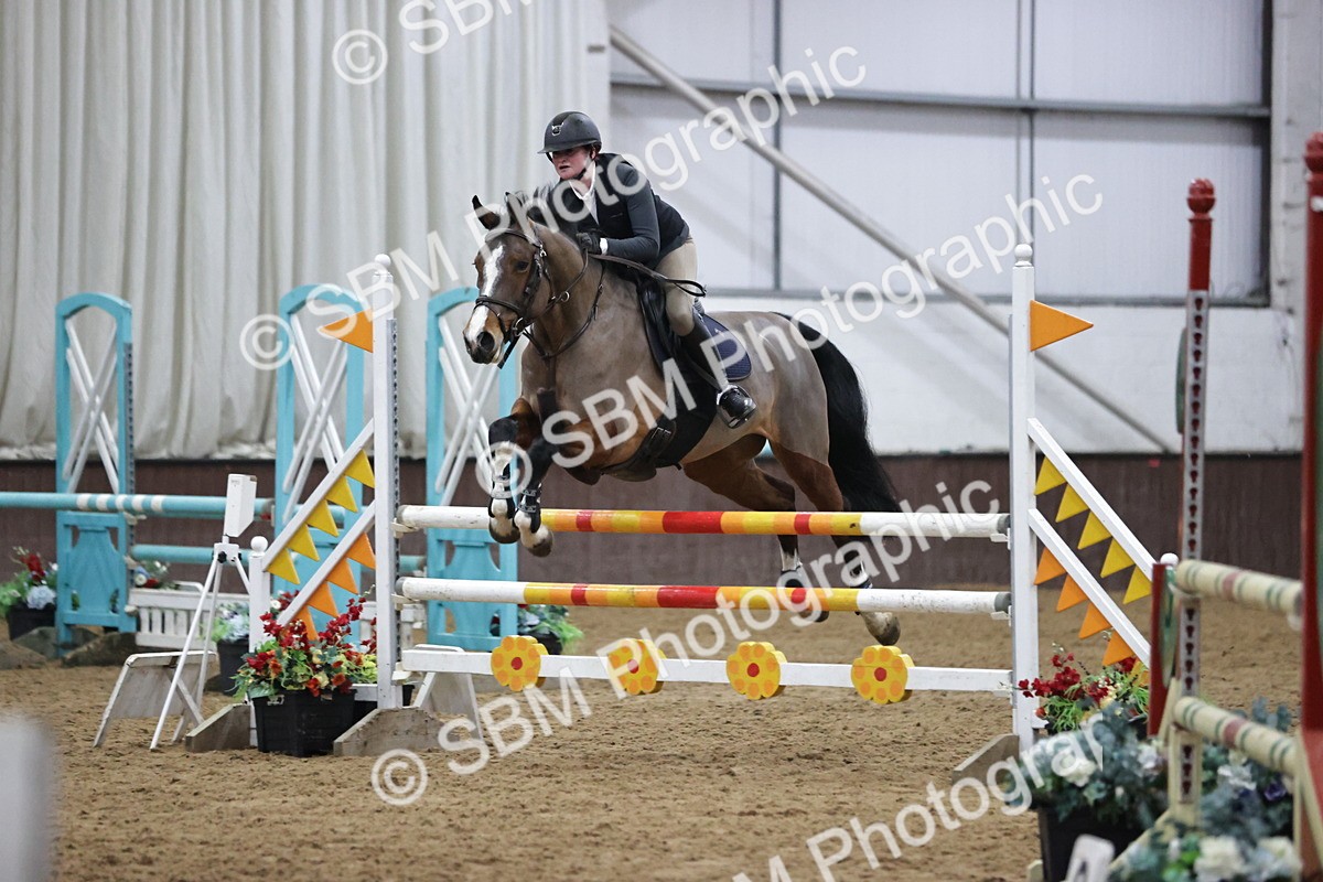 SBM_000605 - Class 3 - Nupafeed Supplements Senior Discovery/ 1m Open