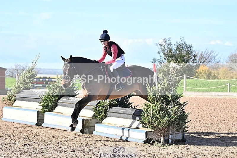 251102-102846-00204 - 70cm