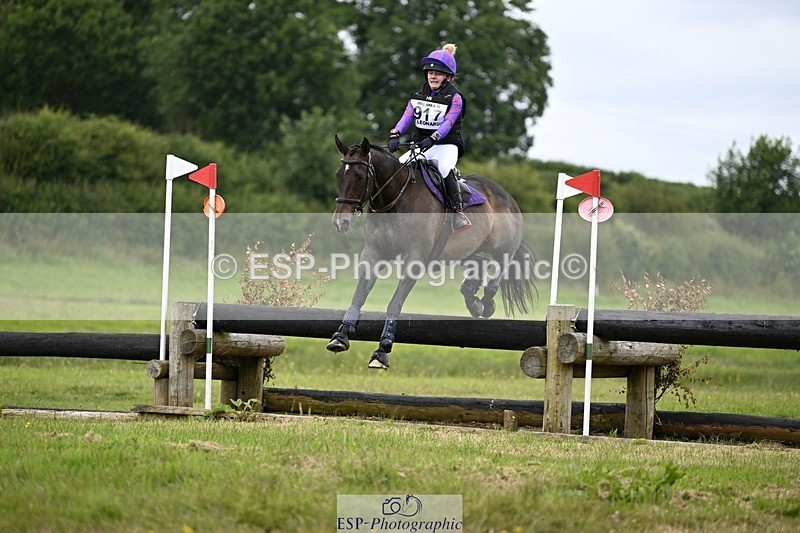 240630-122708-00861 - 917-Megan_Seedhouse-So_Sally