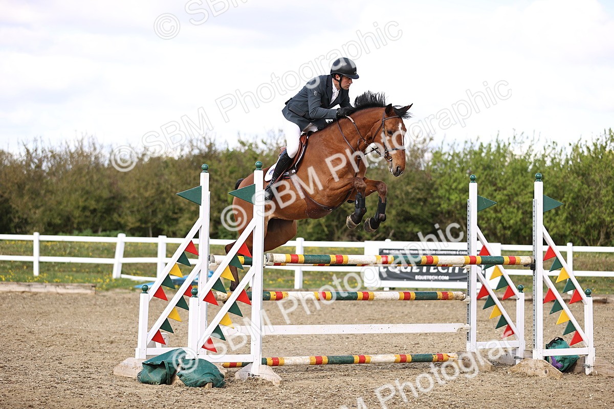 SBM_004828 - Class 19 - Senior Foxhunter - 1.20m