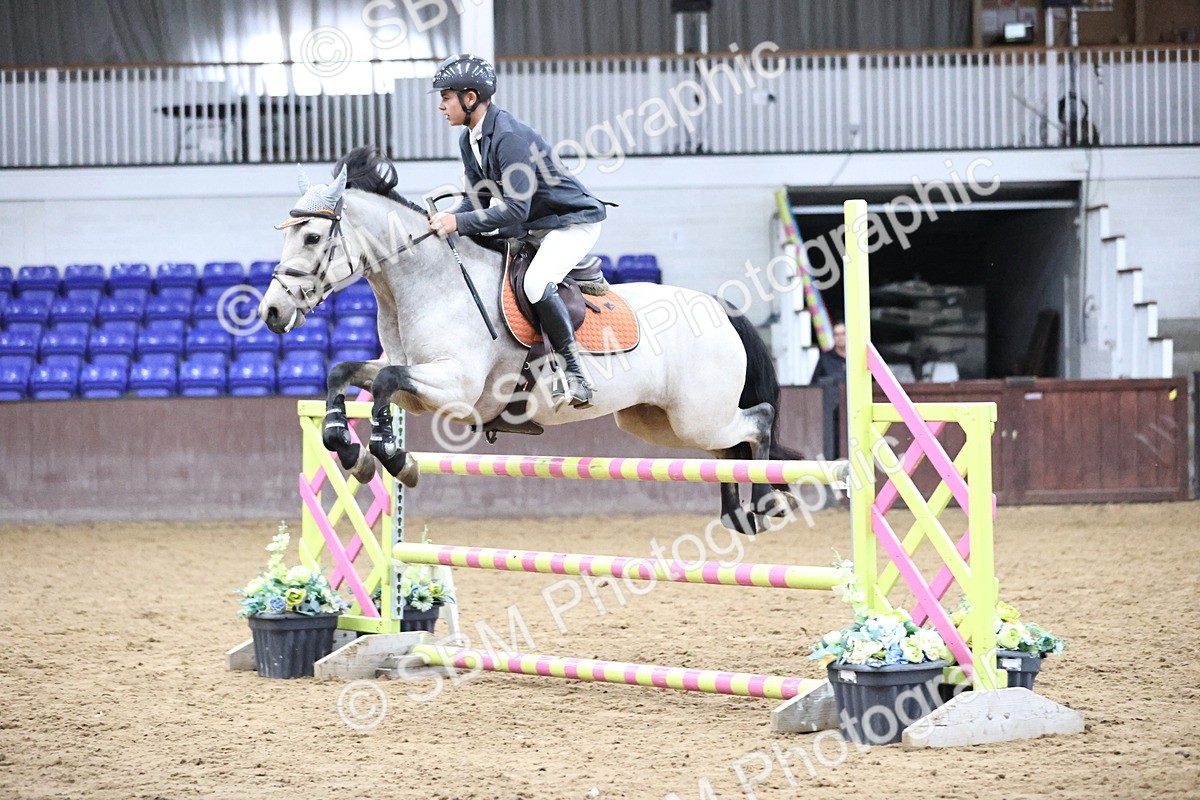 SBM_002854 - Class 13 - Blue Chip Pony Newcomers 1.00m Open