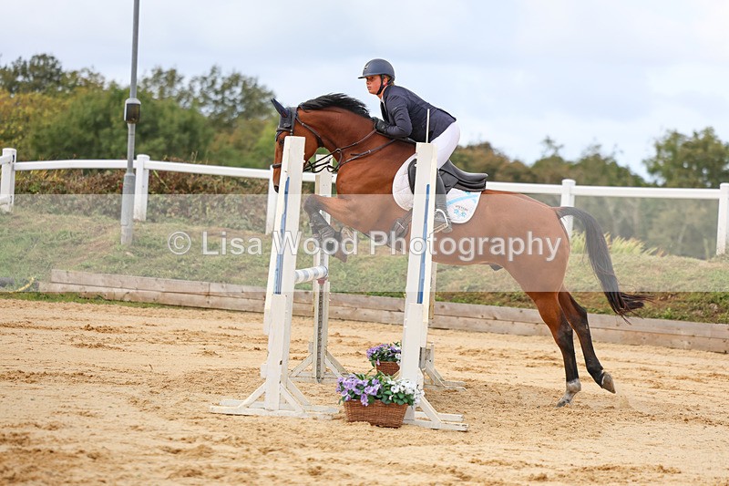 3E7A2168 - Class 4: Senior British Novice/90cm open