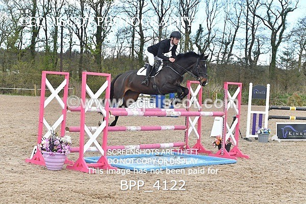 BPP_4122 - CLASS 6 FRI Senior Newcomers/ 1.10m Open