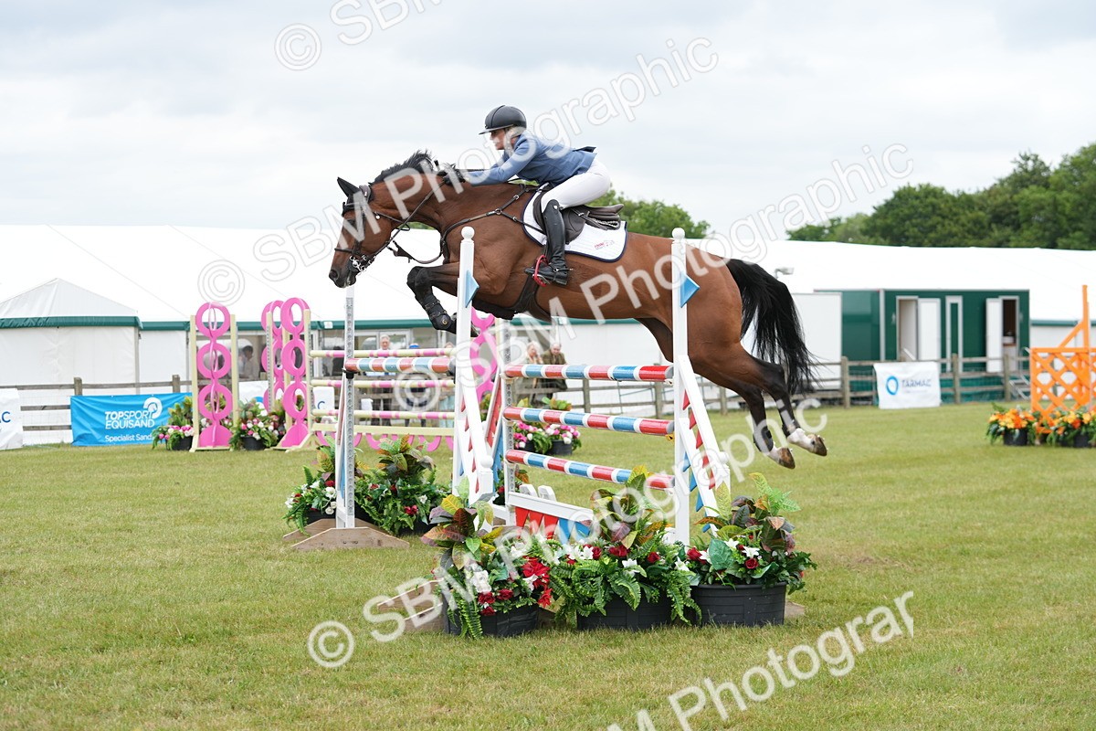 SBM_06376 - Class 202 - National 1.40m Open