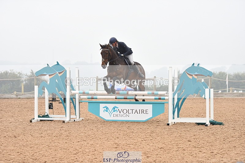 230916A-160624-05487 - Cls 18 Snr 95cm Derby