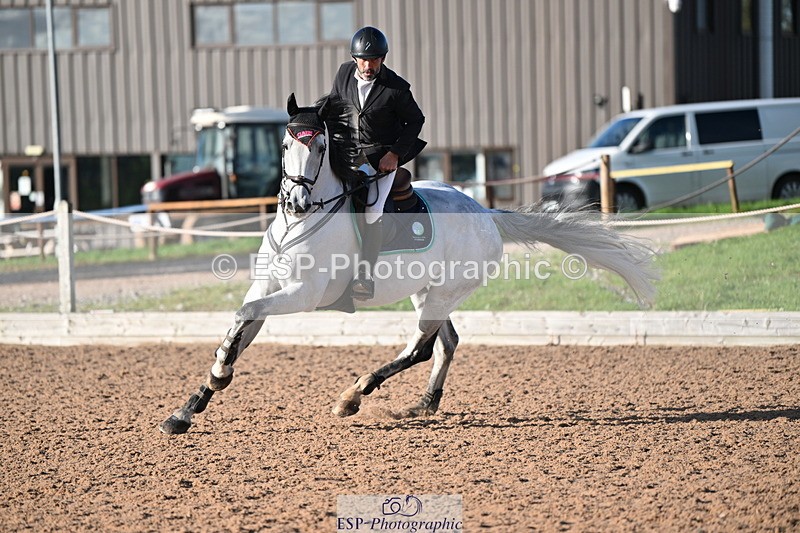 231014A-182143-06471 - Cls 21 National 1.30 & 1.40m Open