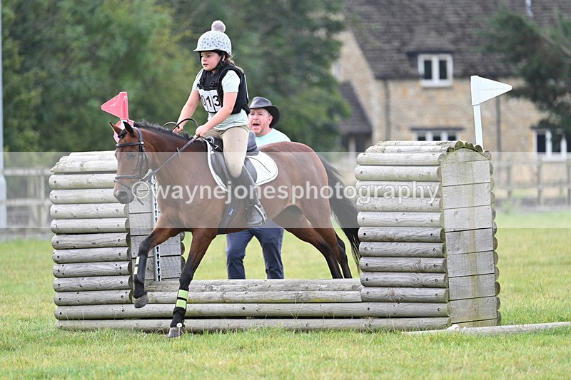 WJ7_6016 - 40cm XC Time 10:57 to 11:30