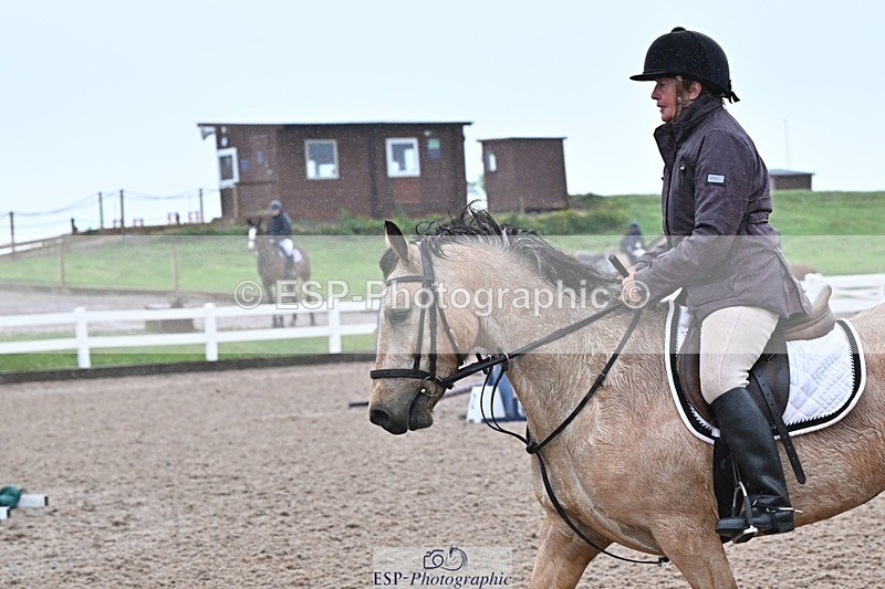 250527-155718-00119 - Clear Round and60cm