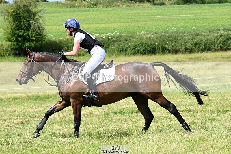 240629X-113527-0525 - 010-Georgie_Selley-VICARSTOWN_VICTOR