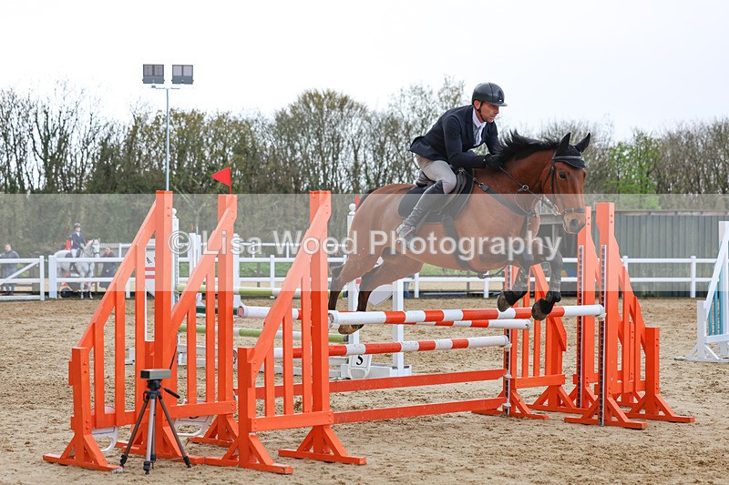 3E7A1490 - Class 6: Senior 1.05m