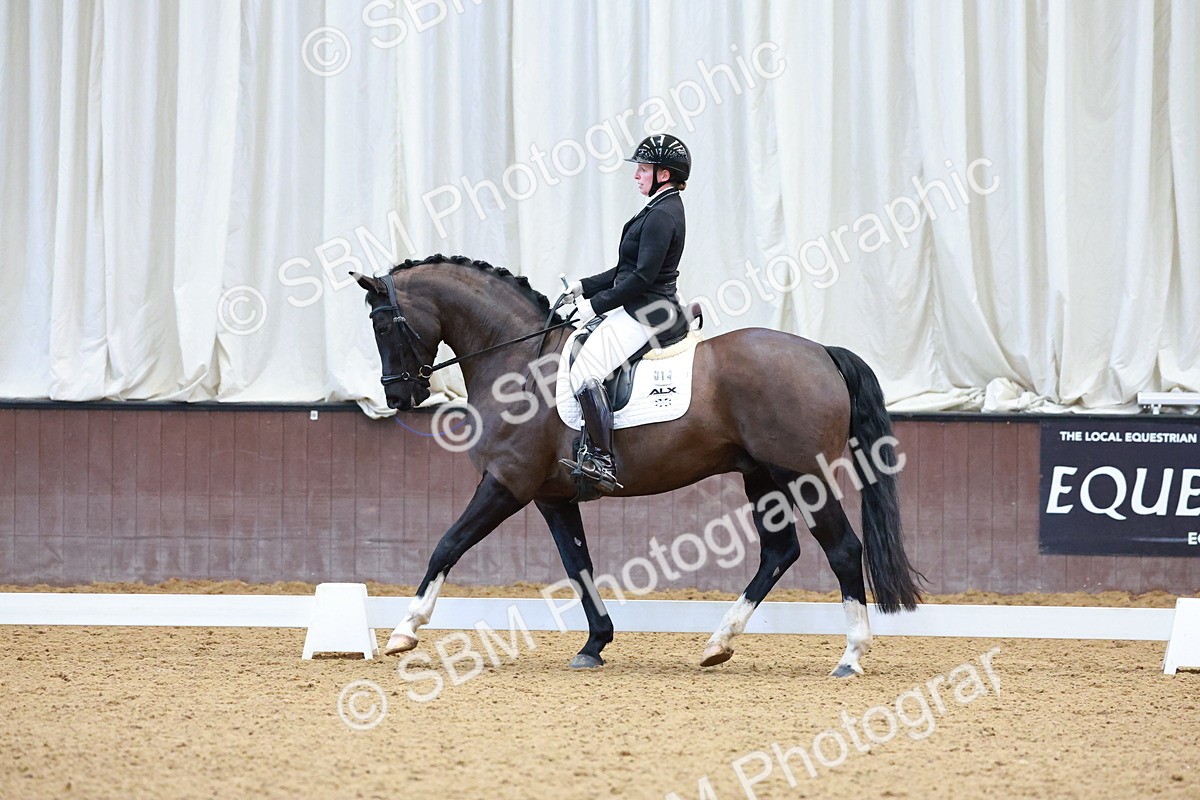 SBM_001290 - Class 18-15-16-22 - Elementary 5 Novice 5-Novice 6